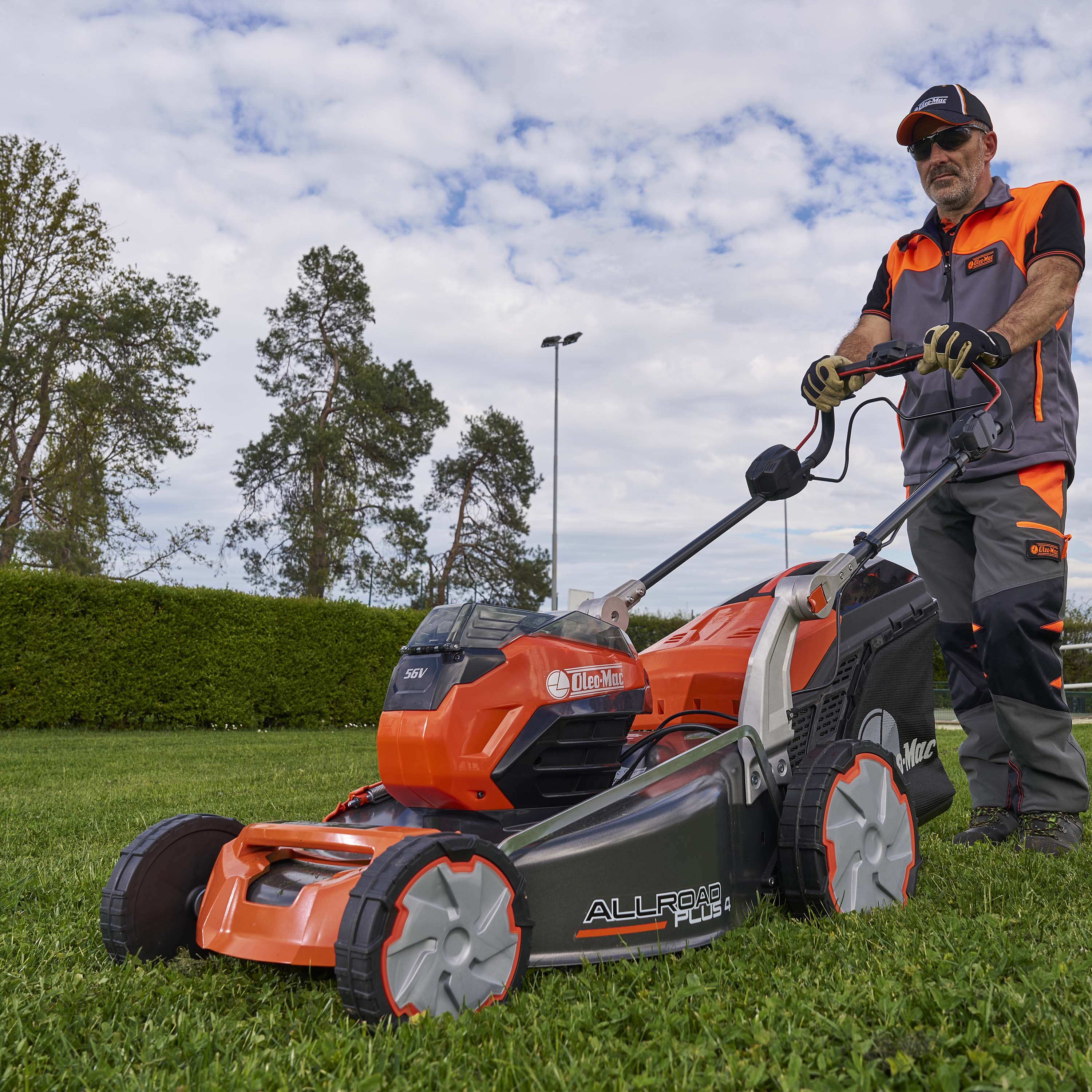 Produits à batterie 56V - Tondeuse KIT Gi 553 V + 1 BATTERIE 8 AH + 1 CHARGEUR